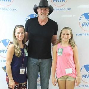 Meet your Posher, Crystal